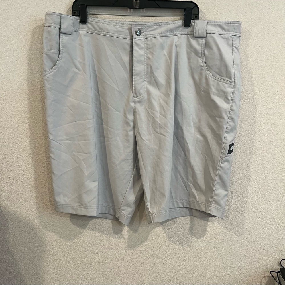 Straight Down cream off white gold shorts men’s size 42
